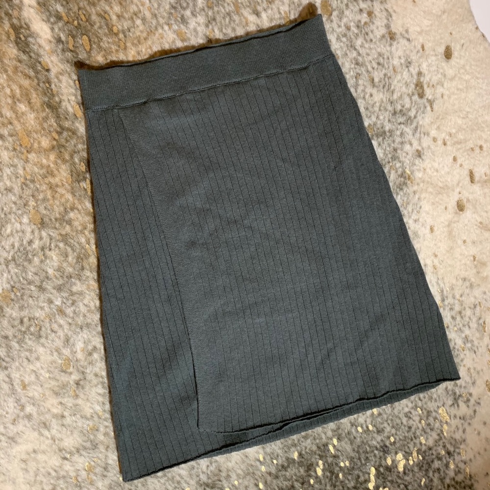 Free people Ribbed Forest green high waisted skirt
